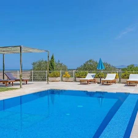 Mit Privatpool Fuer 8 Personen Ca 270 Qm In Muro, Mallorca Nordkueste Von Mallorca