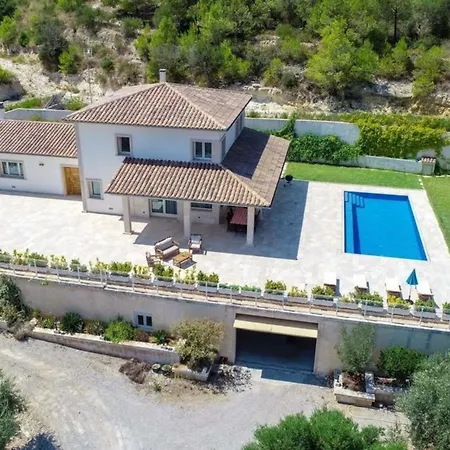 Mit Privatpool Fuer 8 Personen Ca 270 Qm In Muro, Mallorca Nordkueste Von Mallorca *